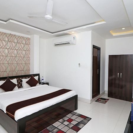 Oyo 8837 Hotel Surya Galaxy Kanpur Exterior photo