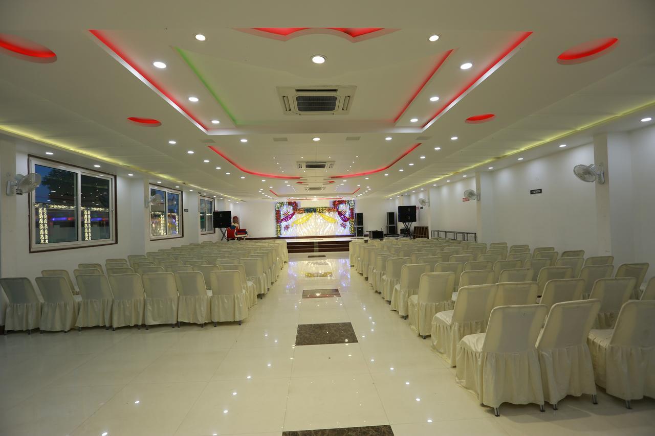 Oyo 8837 Hotel Surya Galaxy Kanpur Exterior photo