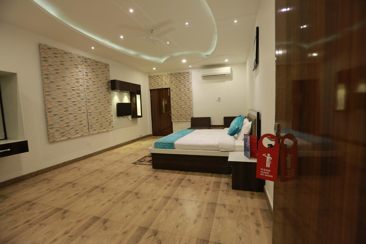 Oyo 8837 Hotel Surya Galaxy Kanpur Exterior photo