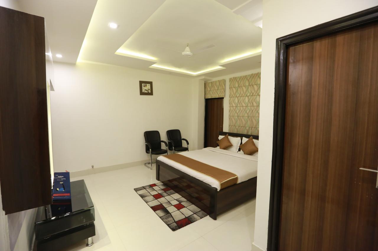 Oyo 8837 Hotel Surya Galaxy Kanpur Exterior photo